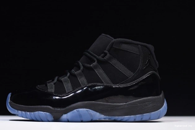 11 378037-005 black Cap and Jordan Gown Air 0723